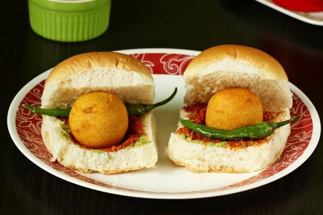 vada-pav (1)